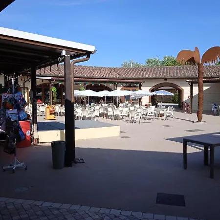 Mobile - Including Airco- Paradiso - G008 В'яреджо