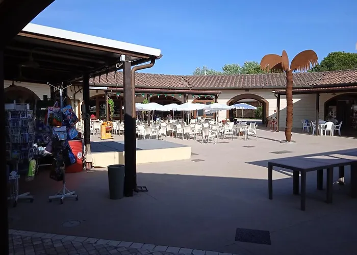 Mobile - Including Airco- Paradiso - G008 В'яреджо